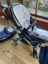 Egg2 Travel System in blue
